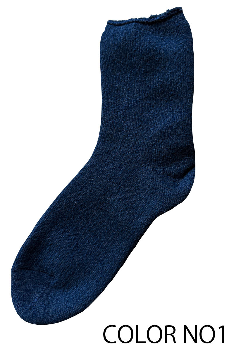 "Socks made with a hand-cranked knitting machine." 裏ボワ靴下 Women's WO001