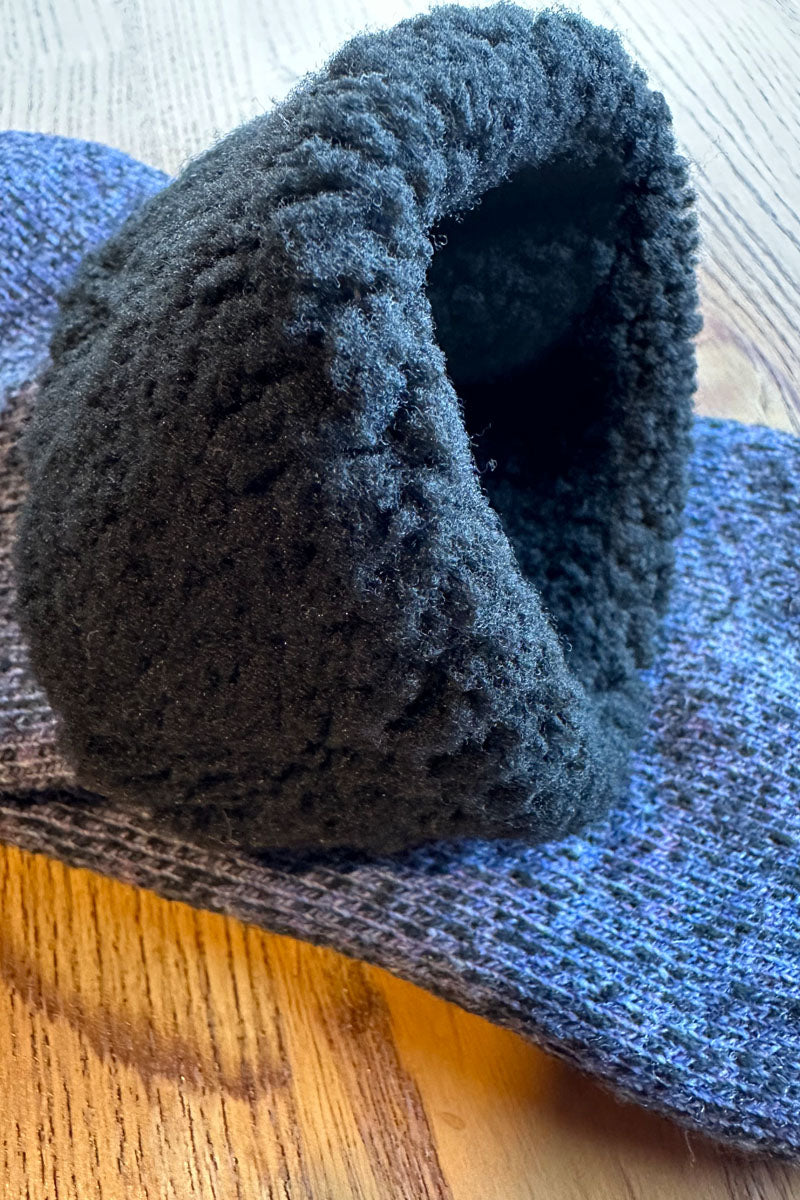 "Socks made with a hand-cranked knitting machine." 裏ボワ靴下 Women's WO001