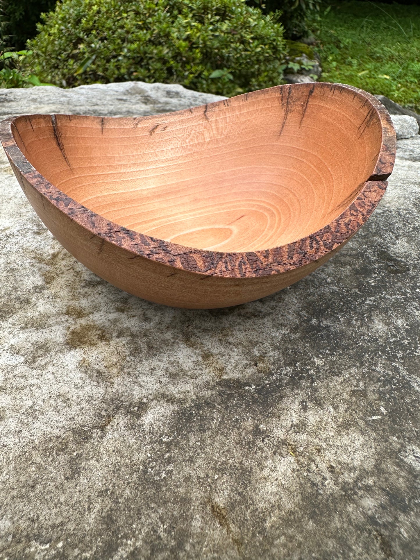 木製食器・姫之湯の庭で育った姫沙羅の舟椀 HANDMADE