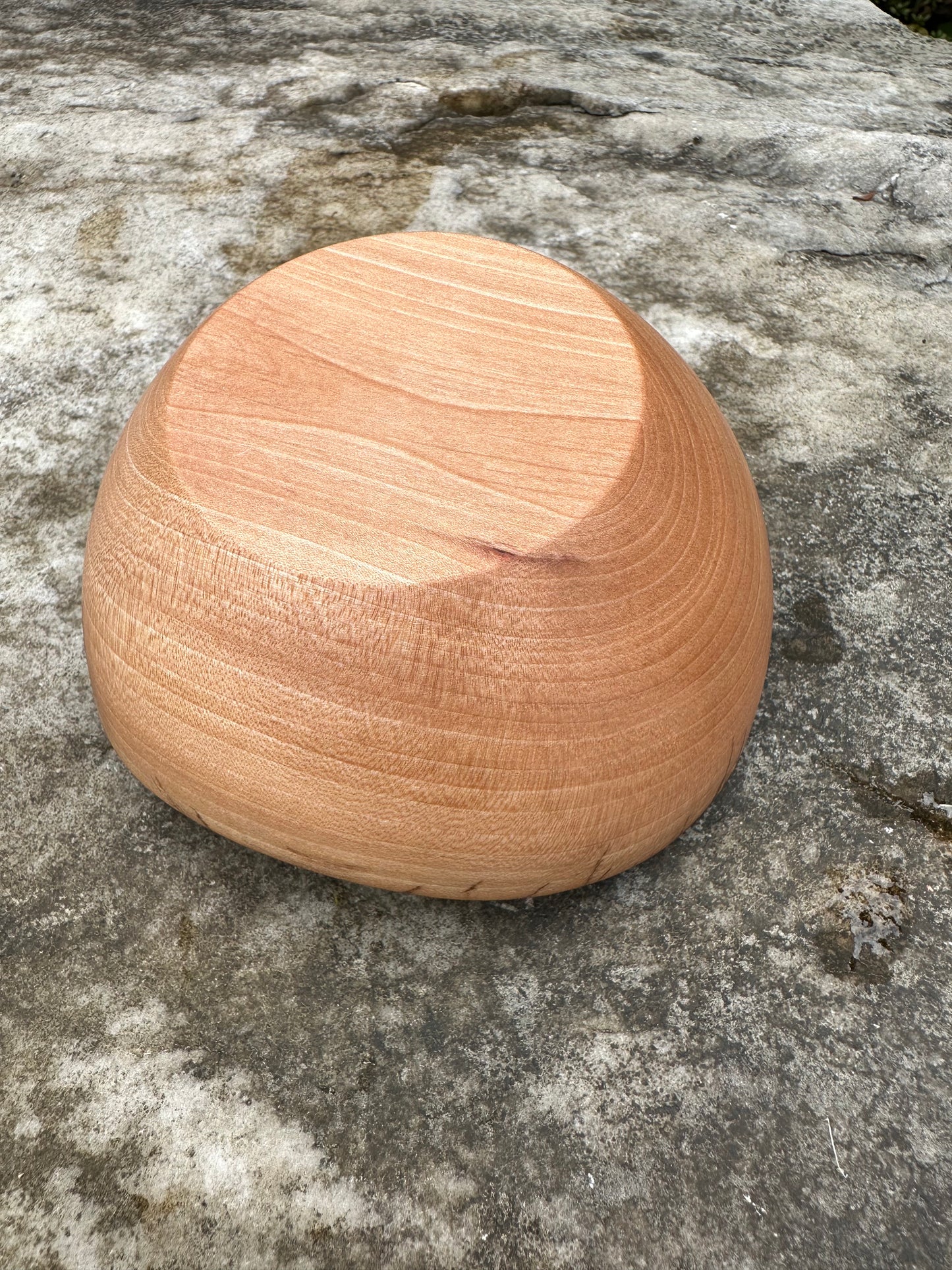 木製食器・姫之湯の庭で育った姫沙羅の舟椀 HANDMADE