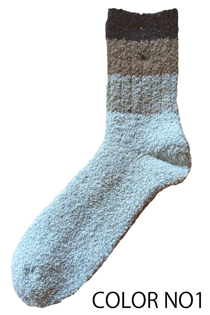 "Socks made with a hand-cranked knitting machine." 手廻し編み機靴下 MENS HSX-287