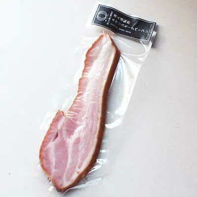 ミツマル燻製所・手作りスモークベーコン・(100g)
