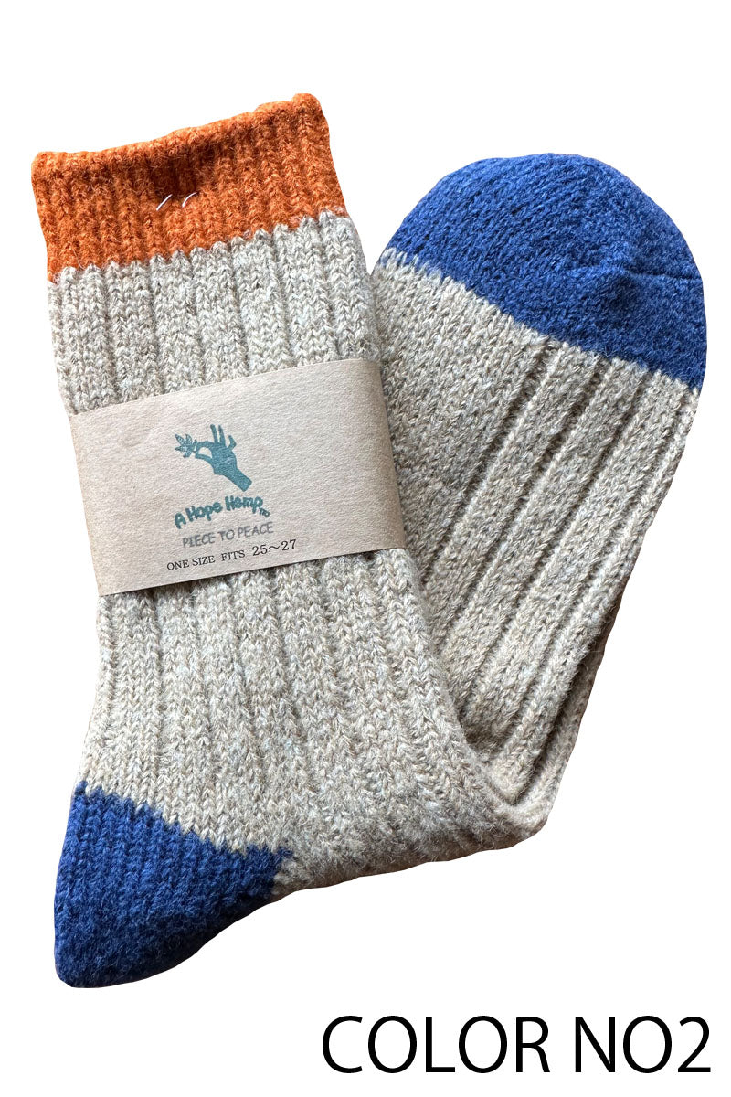 "Socks made with a hand-cranked knitting machine." 手廻し編み機靴下 MENS HSX-284 WOOL